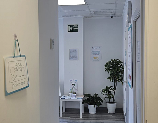 Instalaciones clínica fisioterapia Loli Poveda